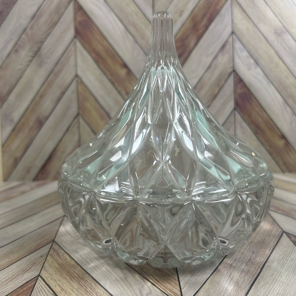 Hershey's Kisses Licensed Crystal Covered Candy Dish - Picture 2 of 6